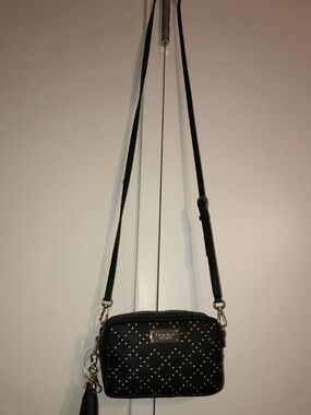 VICTORIA SECRET BLACK STUDDED CROSSBODY PURSE HANDBAG BEAUTY SHOULDER BAG TASSEL